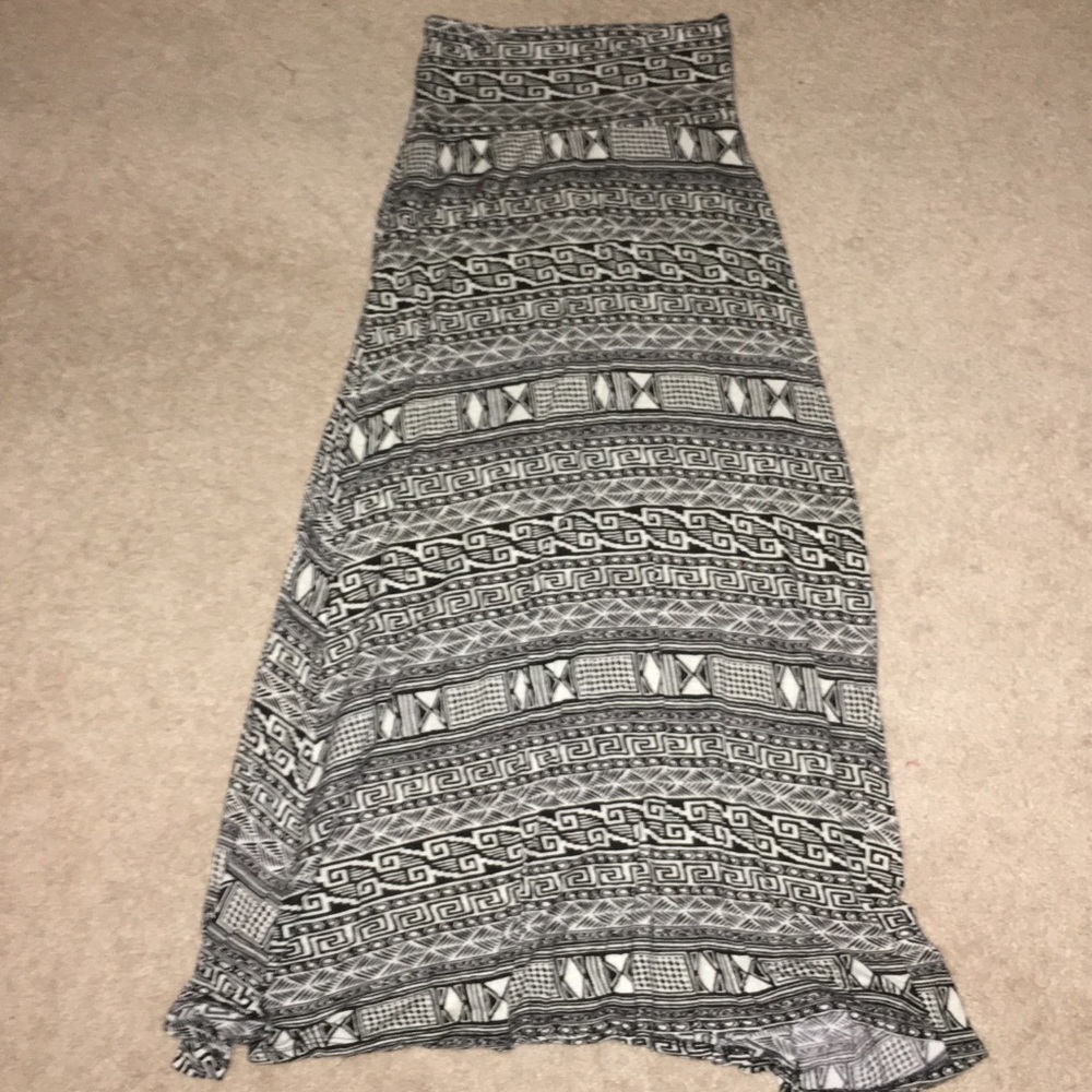 Tribal Print Maxi Skirt